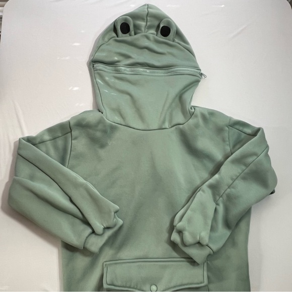 Women’s Small Cute Frog Zipper Hoodie w/ Pockets, Green - Picture 3 of 3
